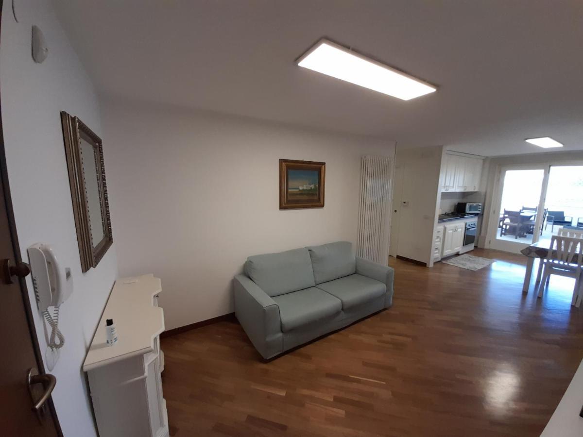 Dimora Emilia Apartamento Lecce Exterior foto
