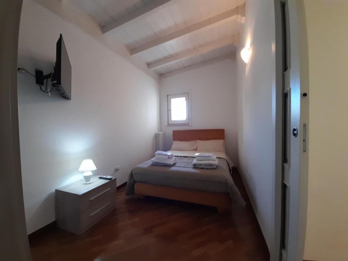 Dimora Emilia Apartamento Lecce Exterior foto