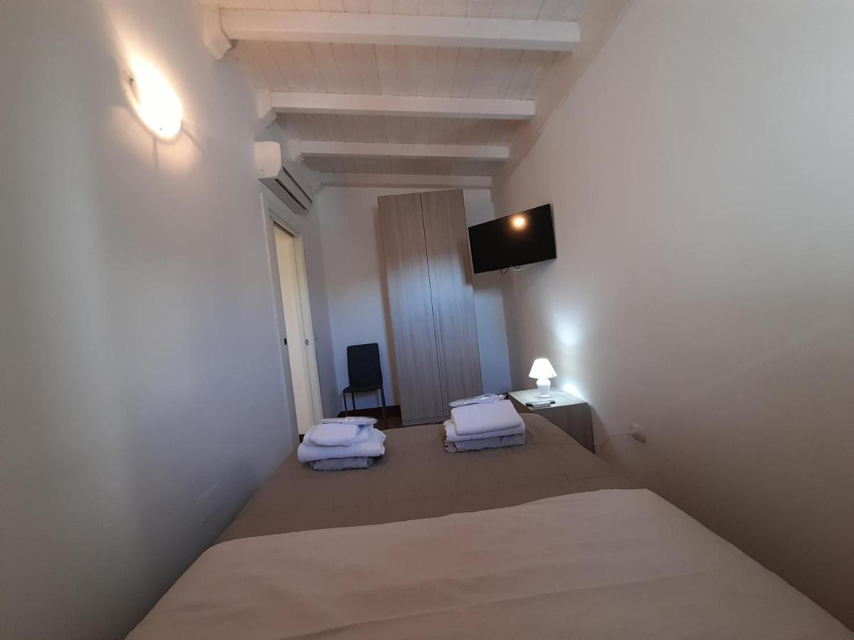 Dimora Emilia Apartamento Lecce Exterior foto
