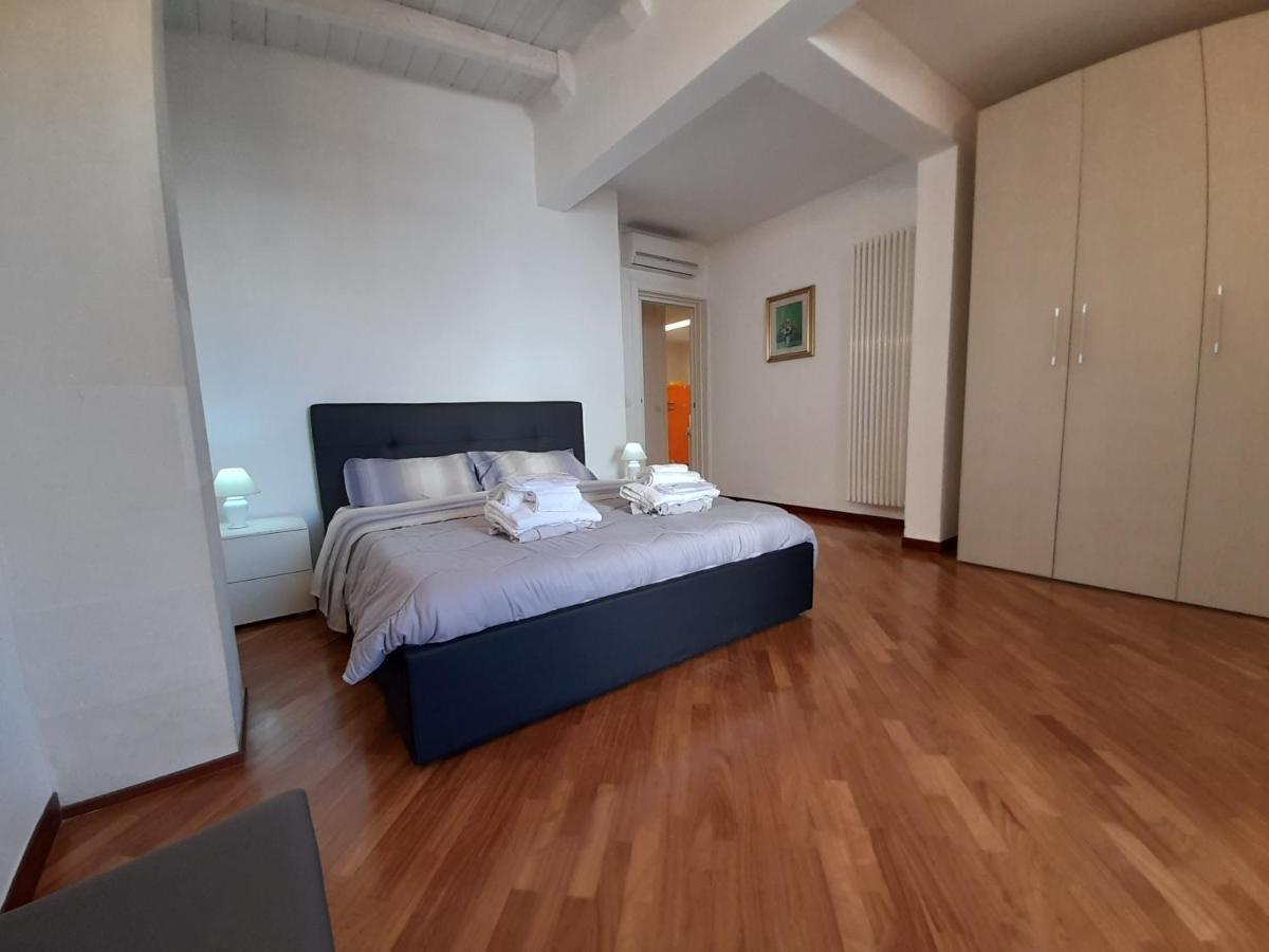 Dimora Emilia Apartamento Lecce Exterior foto